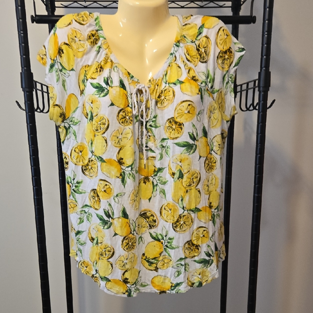 Chaps Yellow and Green Tie Front Short Sleeve Blouse. Large